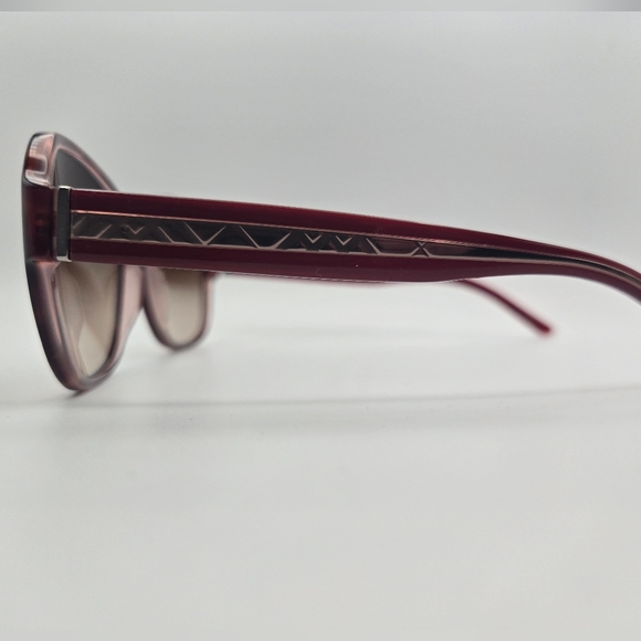 Burberry Tortoise Shell Sunglasses - Picture 5 of 8